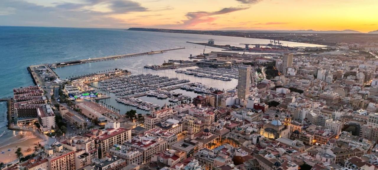 Donoso Cortes Apartment - Alicante Luaran gambar